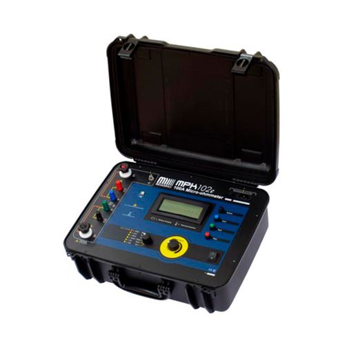 Microhmímetro Digital Portátil Resolução de 0,1 µO, Corrente de Teste 100 A, Faixa até 200 O Megabras MPK-102E