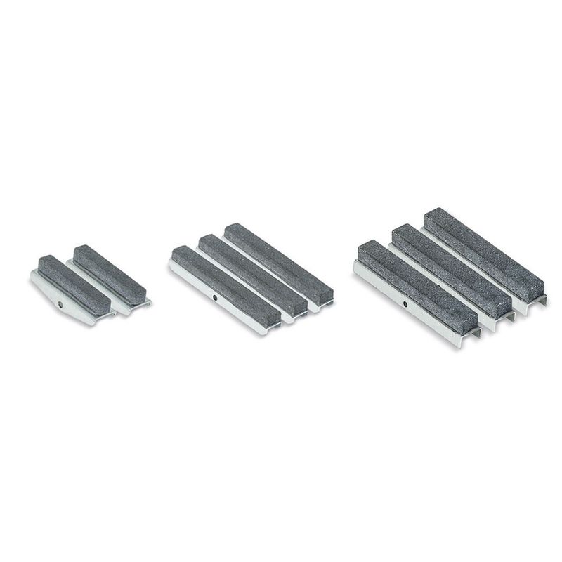 3690004