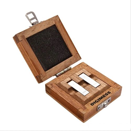 Par de blocos padrão protetores 1mm classe 0 em metal duro Digimess 150.500