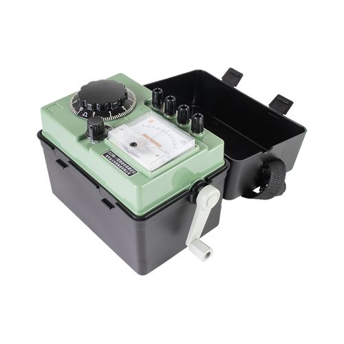 Terrômetro analógico portátil à manivela 0-1000Ohm resolução 10Ohm Novotest.br ZC29B-1